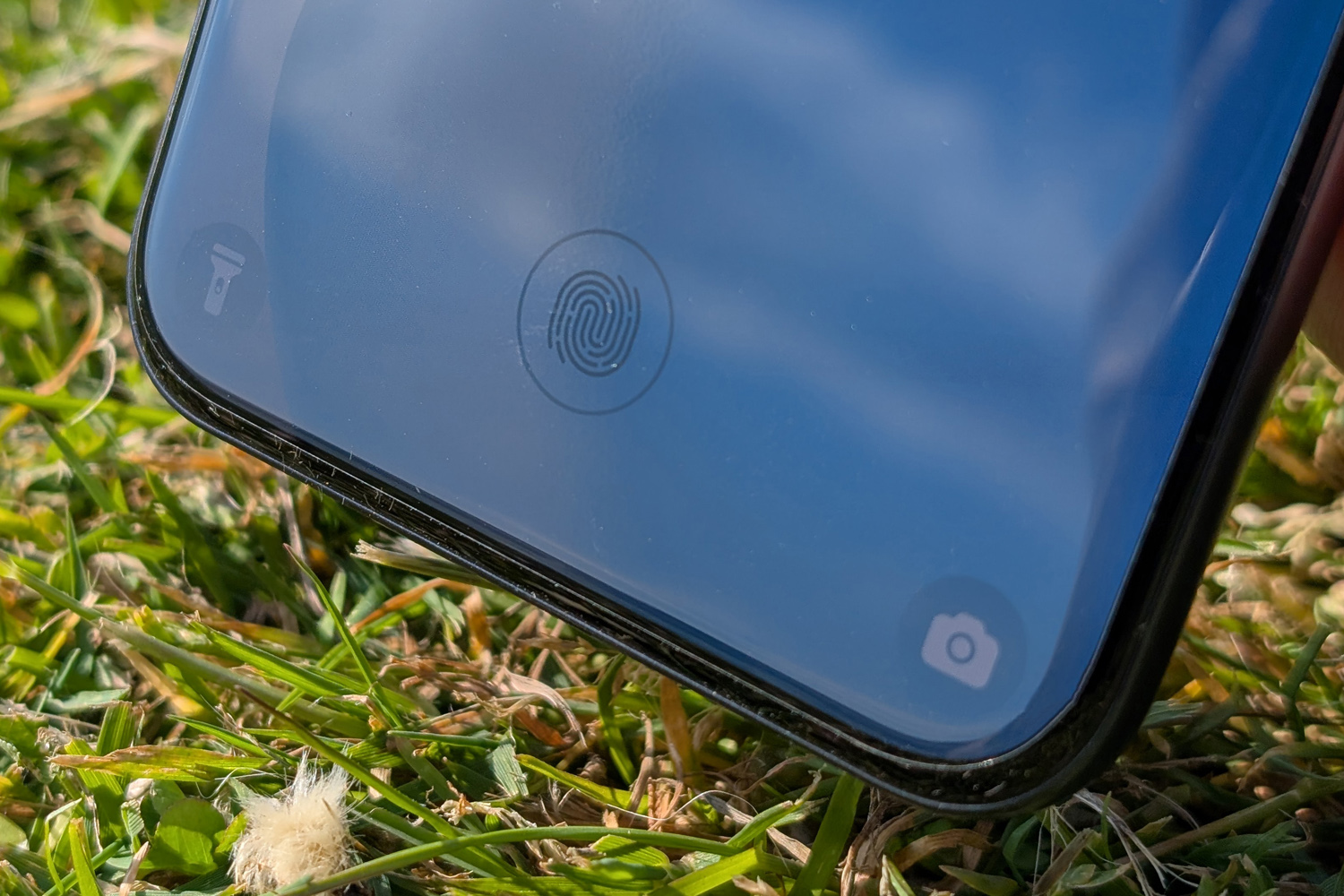 Honor 400 Pro review fingerprint sensor